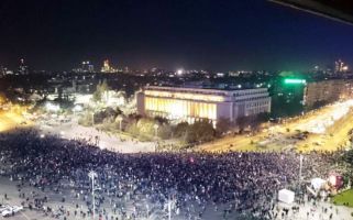 protest-colectiv-piata-victoriei-bucuresti (1)